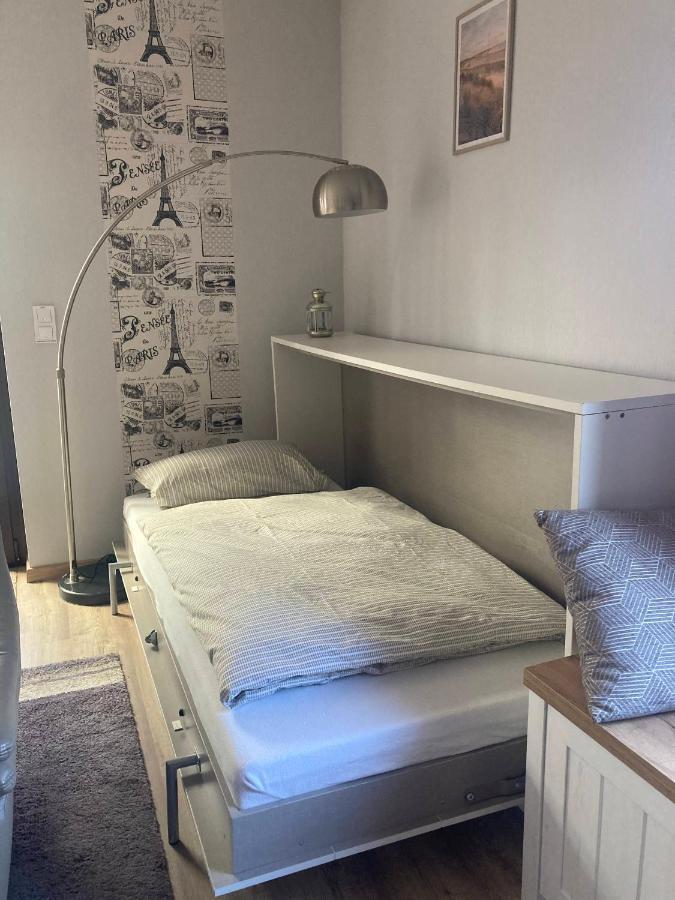 Grosse Wohnkueche, Terrasse, Schlafzimmer Am Steinhuder Meer, Wlan, Parkplatz, Fussbodenheizung, 70Qm วุนสตอร์ฟ ภายนอก รูปภาพ